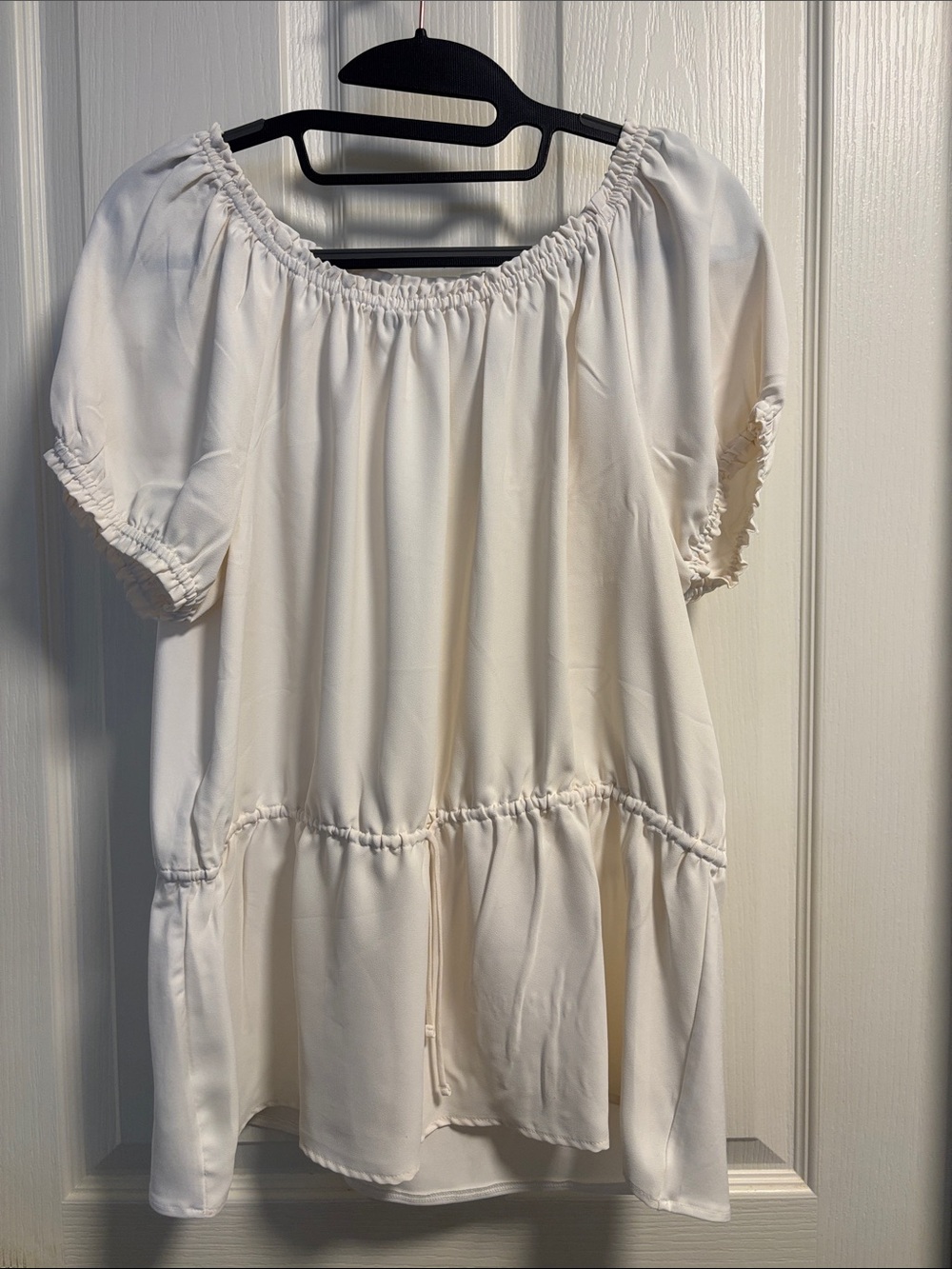Ann Taylor Cream Off-Shoulder Peasant Tunic